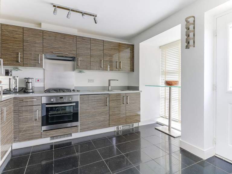 2 bed semi detached house