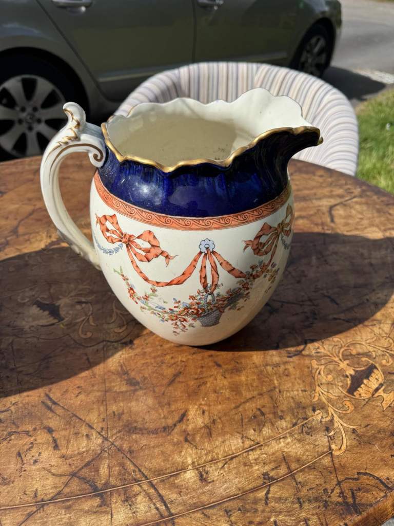 Ceramic vase