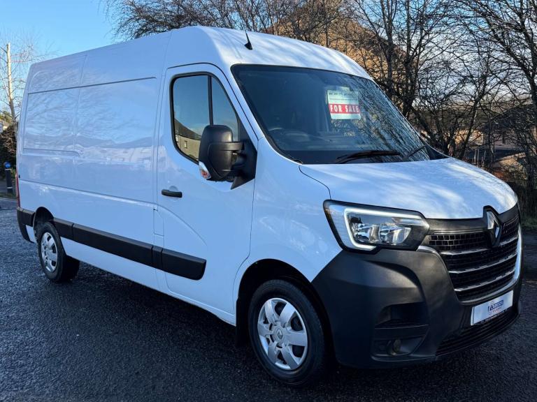 2022 Renault Master MM35 Business+ Blue DCi 150 (L2H2 / MWB) Panel Van Diesel Manual