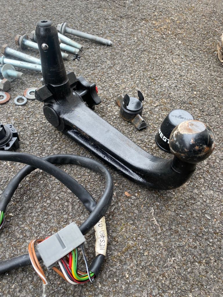 Detachable Tow Bar for (new style) Land Rover Discovery Sport