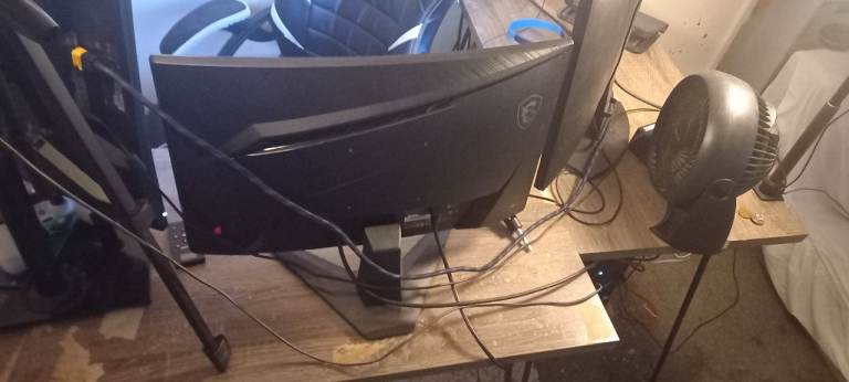 Gaming Monitor - Fully Working - Good Condition £90 No Offers No Swaps - Cash only 