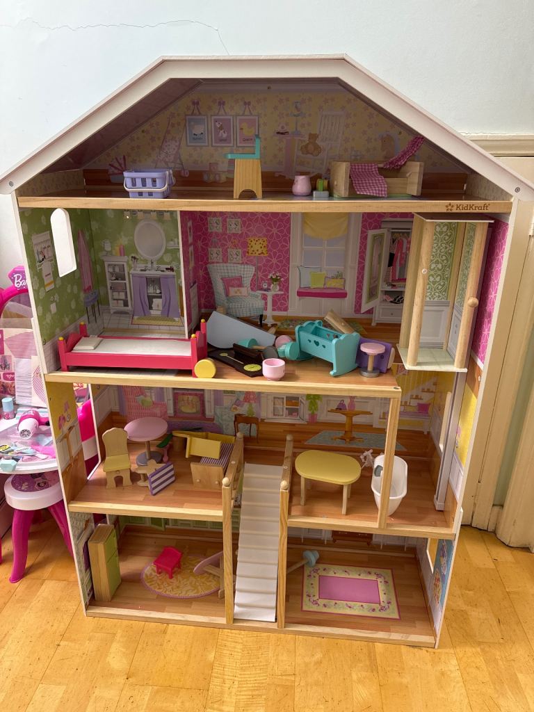 Dollhouse Mansion