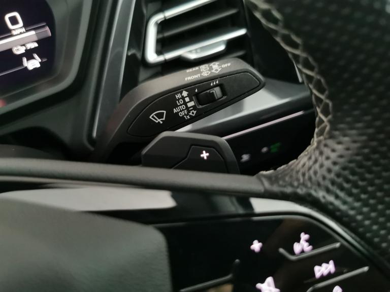 2022 Audi Q4 e-tron 40 S line SUV 5dr Electric Auto 82kWh (204 ps) - CARPLAY - LED - REVERSE CA S...