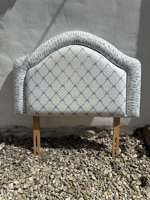 Single headboard for upholstering