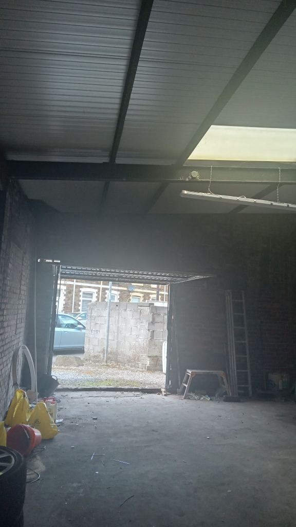  Storage /office unit  to let