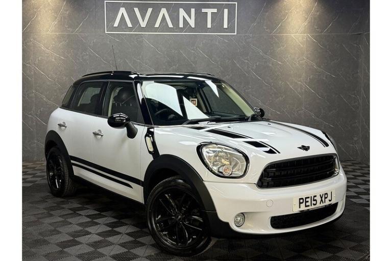 2015 MINI Countryman 1.6 Cooper 5dr HATCHBACK PETROL Manual