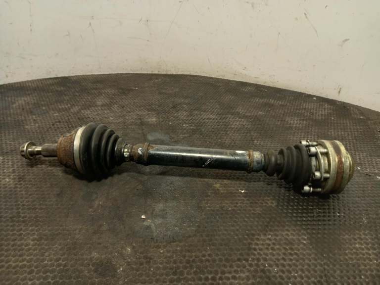 Volkswagen Golf Driveshaft O/S 1998-2004 2.8l 6 [Mvr:Speed] Manual Rh