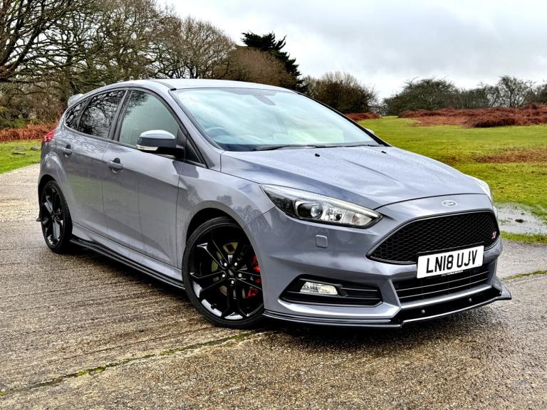 2018 Ford Focus 2.0T EcoBoost ST-3 Navigation 5dr HATCHBACK Petrol Manual