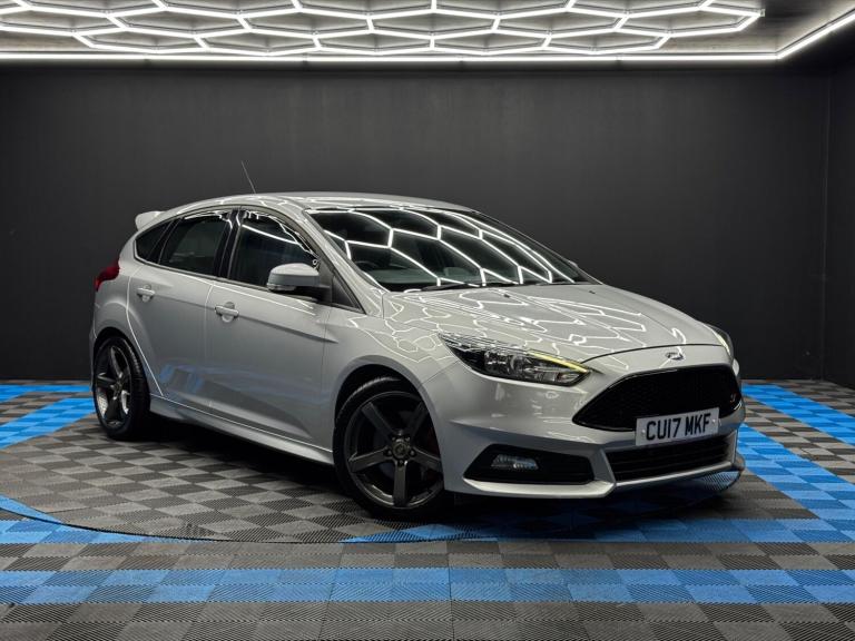 2017 Ford Focus 2.0 TDCi 185 ST-2 5dr HATCHBACK DIESEL Manual