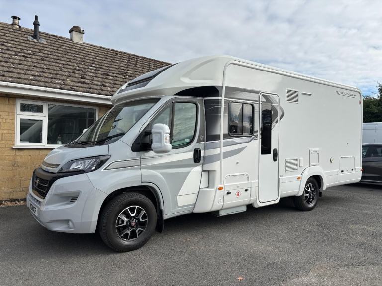 Auto-Trail Tracker RB DIESEL MANUAL 2024/24