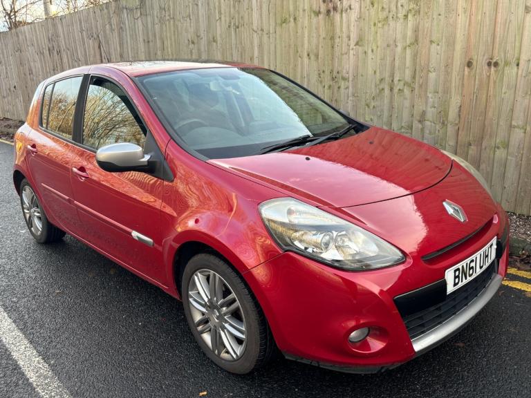 2011 Renault Clio 1.6 VVT GT Line TomTom 5dr Auto HATCHBACK Petrol Automatic