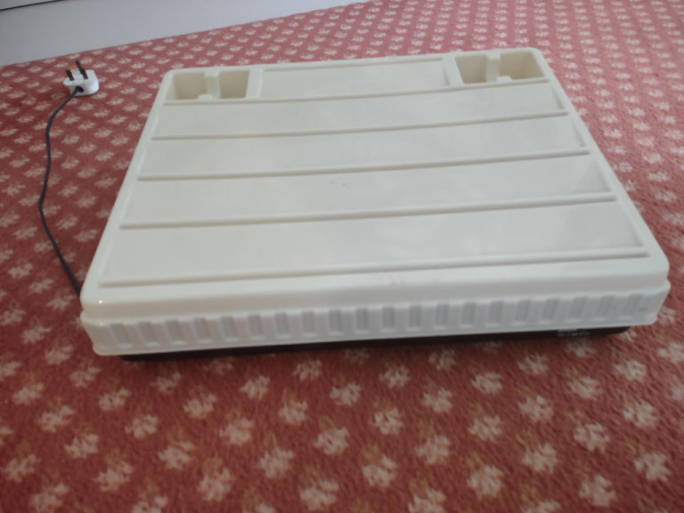 Vintage Kaiser 2128/30 35mm slide sorter/light box