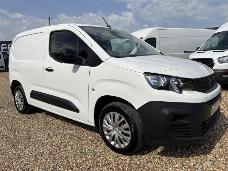 PEUGEOT PARTNER 1.5 BlueHDi 1000 Professional Premium 2022
