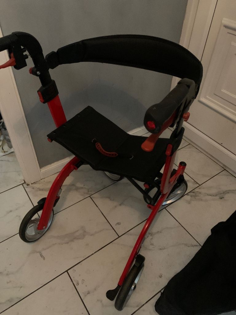 nitro Drive walking aid red and black 