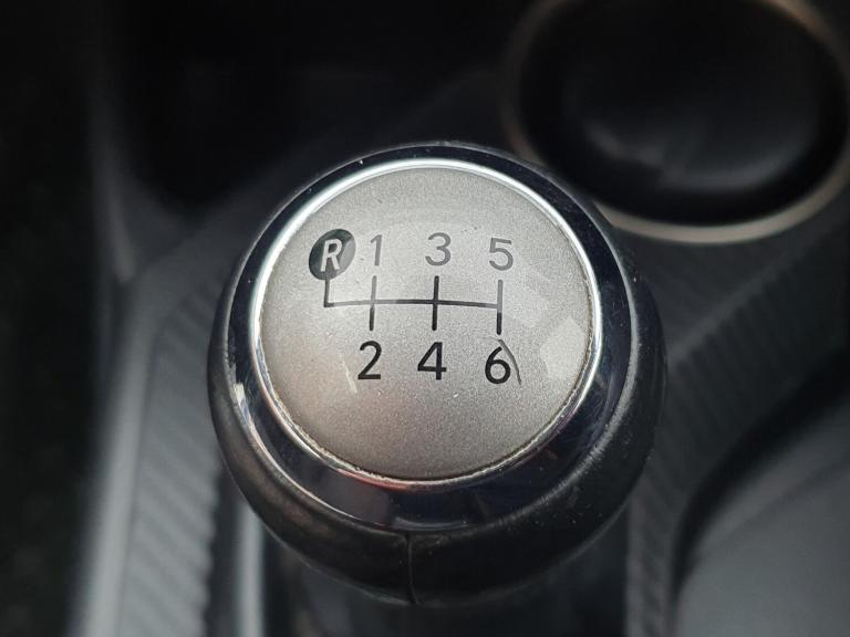 2013 Toyota RAV4 2.2 D-4D Icon SUV 5dr Diesel Manual 4WD Euro 5 (150 ps)