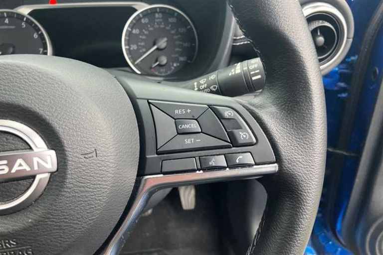 2023 Nissan Juke 1.0 DIG-T N-Connecta SUV 5dr Petrol Manual Euro 6 (s/s) (114 ps) SUV Petrol Manual