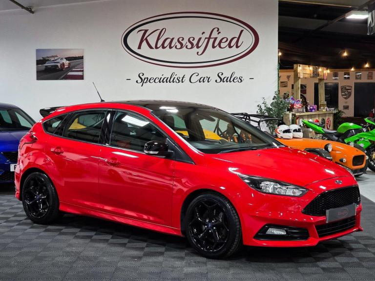 image for 2015 Ford Focus 2.0T EcoBoost ST-3 5dr HATCHBACK PETROL Manual