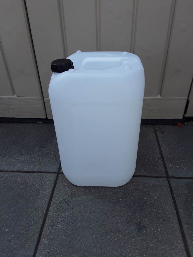 25 ltr White Plastic Jerry Can / Water Container - Good Condition