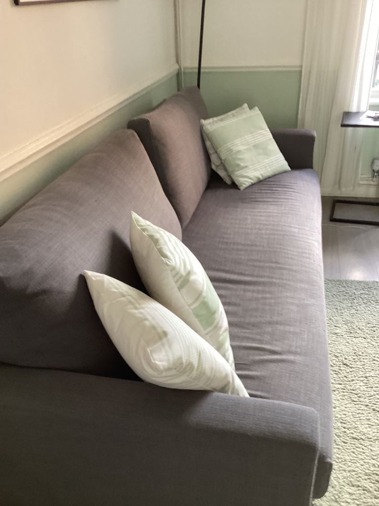 Settee 