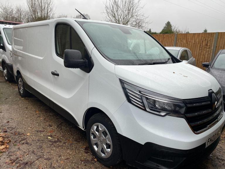 2022 Renault Trafic 2.0 dCi Blue LL30 Business+ L2 H1 Euro 6 (s/s) 5dr PANEL VAN Diesel Manual