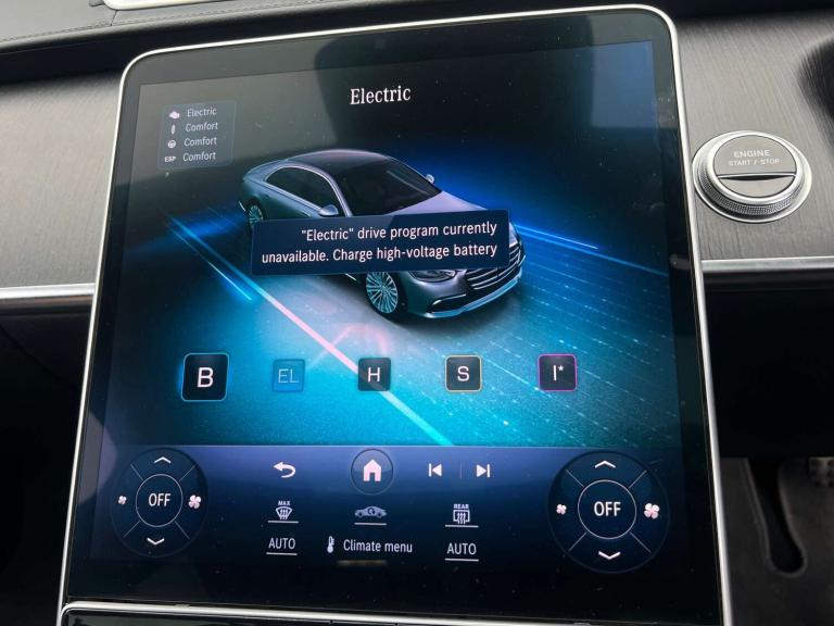 2022 Mercedes-Benz S Class 3.0 S580Le V6 28.6kWh AMG Line (Premium) Saloon 4dr Petrol Plug-in Hyb...