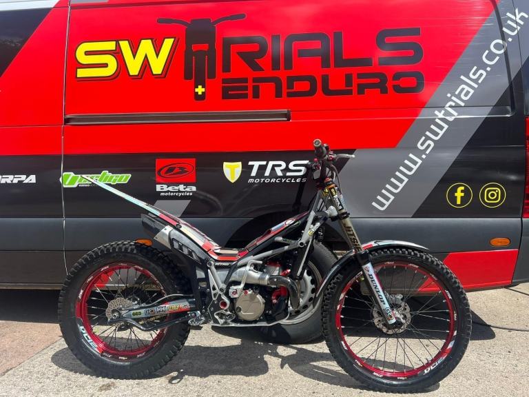 2024 Vertigo Nitro DL RS 250cc Trials Bike - Dougie Lampkin 2-Stroke TECH Fun