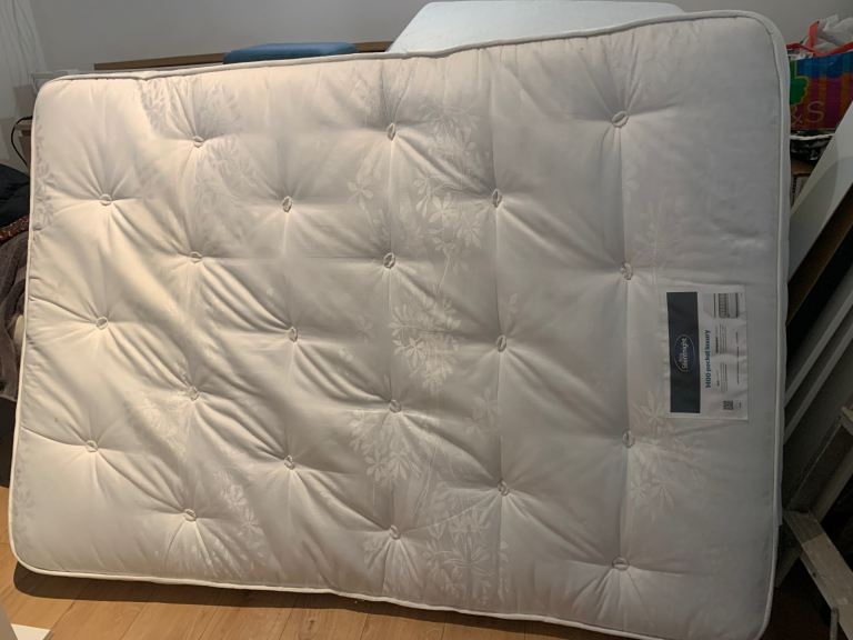 image for Silentnight 1400 Pocket Luxury Ortho Mattress - Double