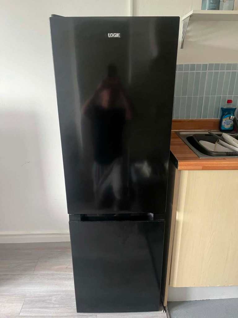 LOGIK Black Fridge Freezer – Excellent Condition