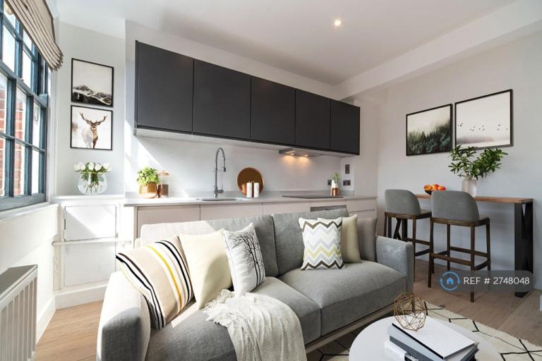 1 bedroom flat in Cloutsham House, London, W1W (1 bed) (#2748048)