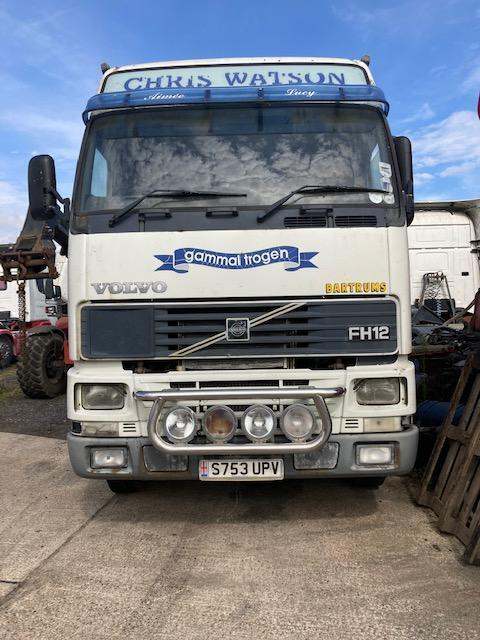 Volvo FH12 380 6 X 2 MANUAL VERSION
