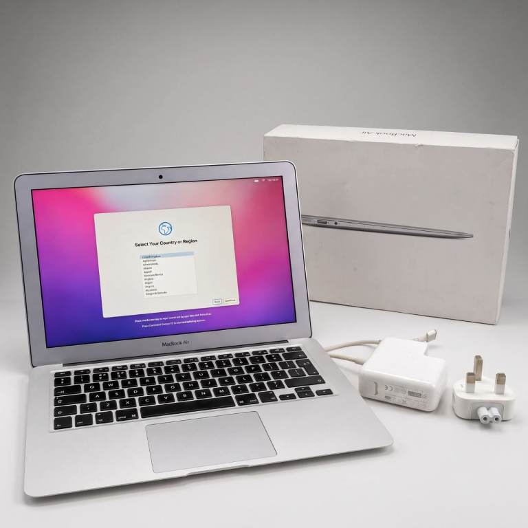 Macbook Air 13" i7 8gb 256gb SSD
