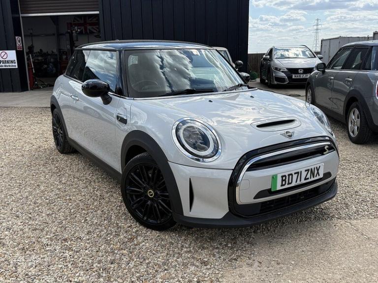 2021 MINI Hatch 135kW Cooper S Level 2 33kWh 3dr Auto HATCHBACK ELECTRIC Automatic