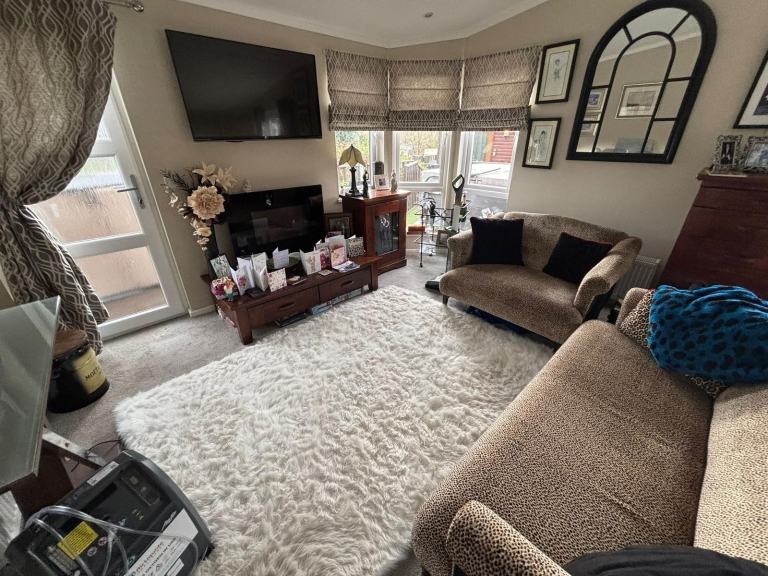 2017 HOMESEEKER OLYMPIA 28X20 • 2 BED TWIN LODGE • DG • CH • £34,995