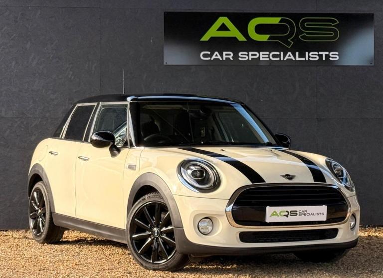 MINI HATCH 1.5 Cooper Classic Steptronic Euro 6 (s/s) 5dr 2018