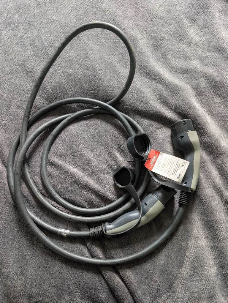 Type 2 to Type 2 EV Charger
