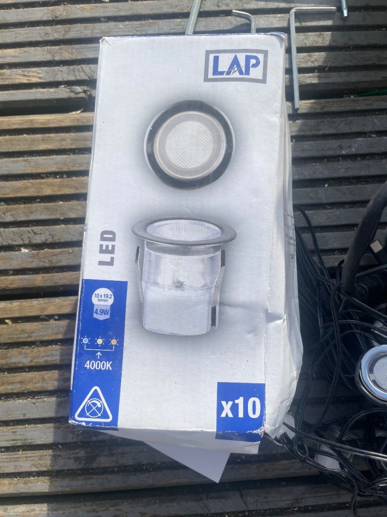 2 sets of LAP 10 x LED deck lights 