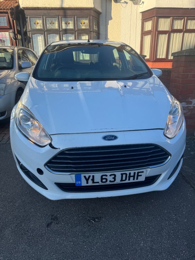 Ford, FIESTA, Hatchback, 2014, Manual, 998 (cc), 5 doors