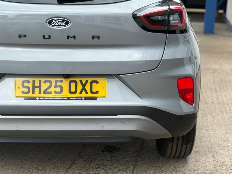 2025 Ford Puma 1.0 EcoBoost Hybrid mHEV Titanium, UNDER 350 MILES, MAY 2028 FORD WARRANTY, HATCHB...