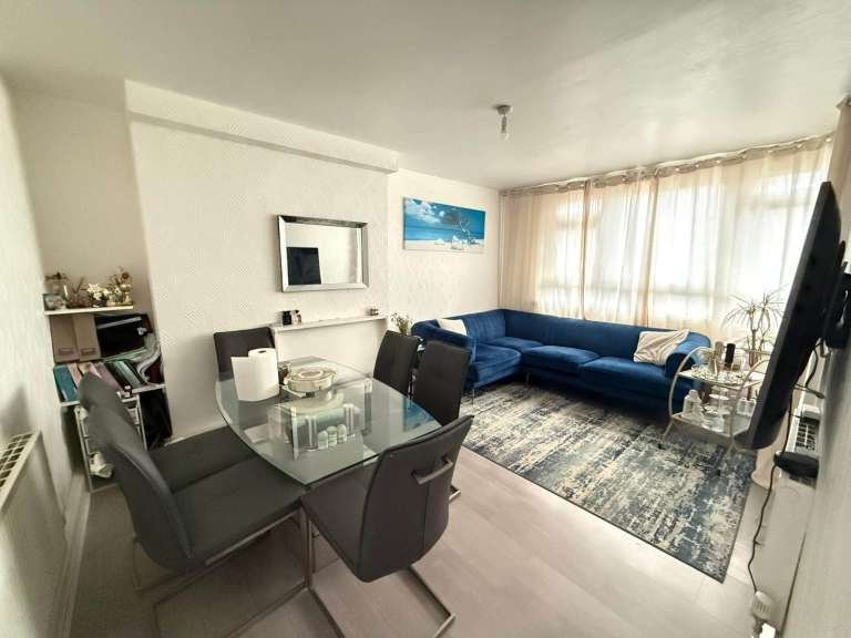 Property to rent in Battersea