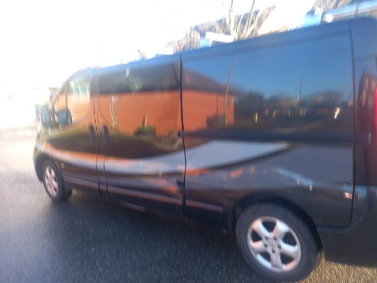 Vauxhall, VIVARO, LWB diesel 