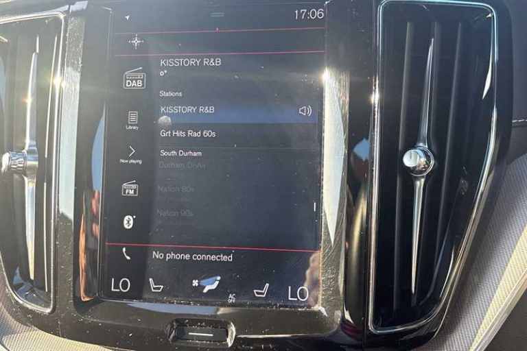 2020 Volvo XC60 2.0 T8 [390] Hybrid R DESIGN Pro 5dr AWD G tronic ESTATE PETROL/ELECTRIC Automatic