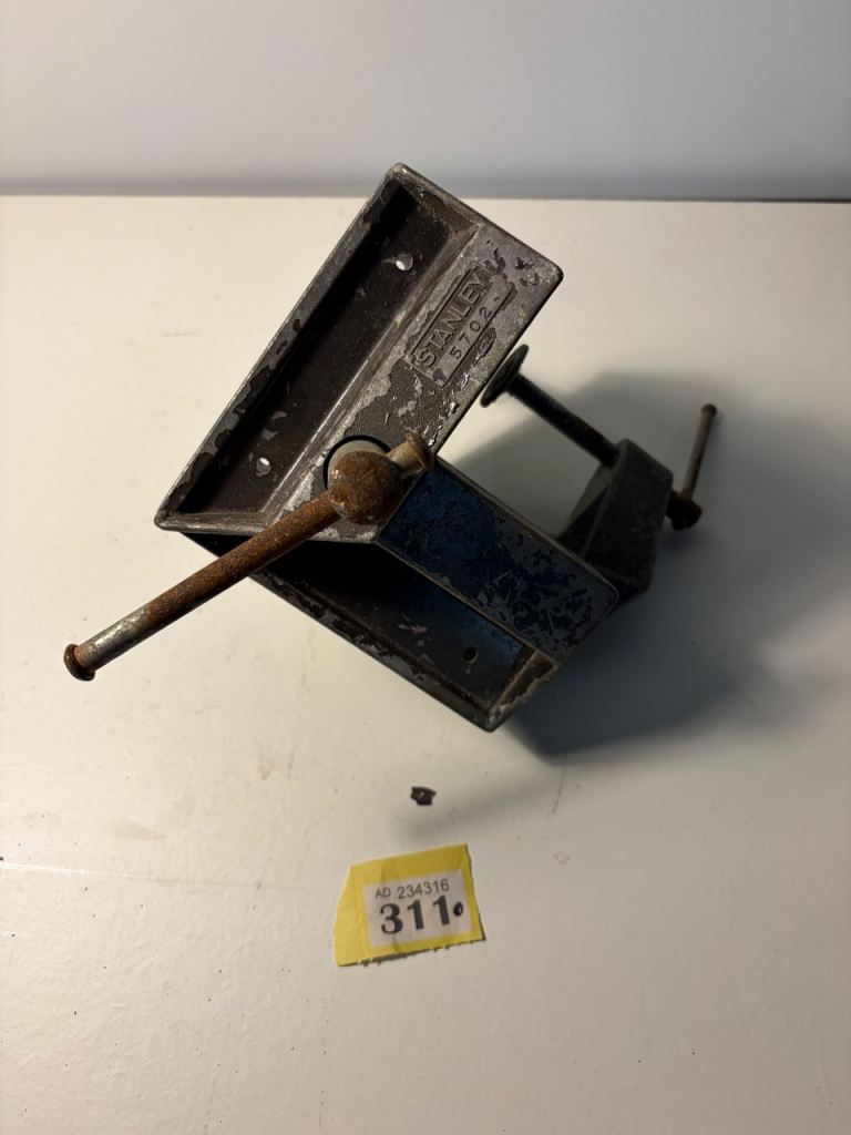 Stanley 5702 Bench Vice Clamp - Fair Condition | in Bury St Edmunds ...