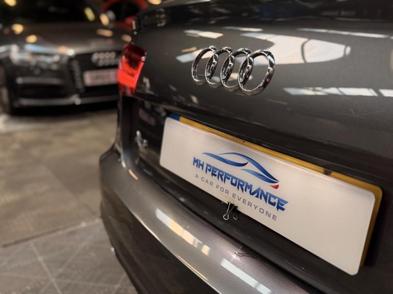 2017 Audi A6 Saloon 2.0 TDI ultra Black Edition Euro 6 (s/s) 4dr SALOON Diesel Manual