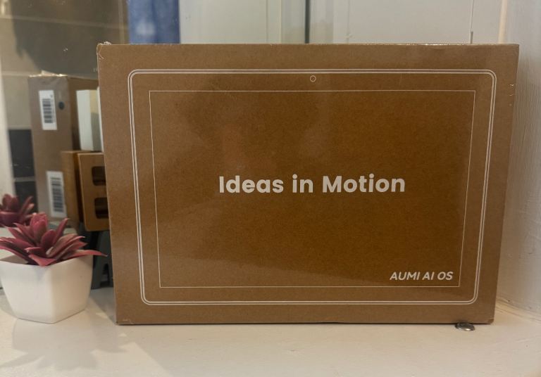 AUMI AI OS tablet - New in Box