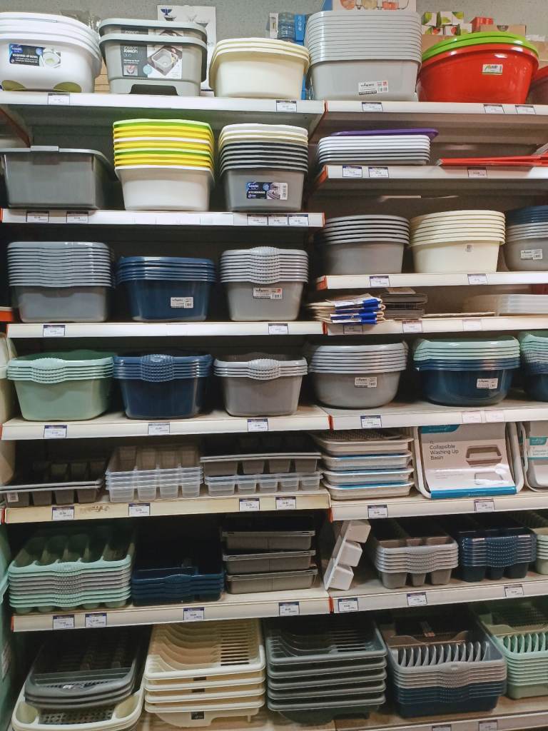 Washing Bowl / Plastic Bowl / Large Tubs and Buckets are available
