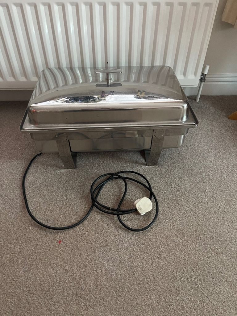 Olympia Electric Chafer- Bain Marie,  CC909.Just Reduced !