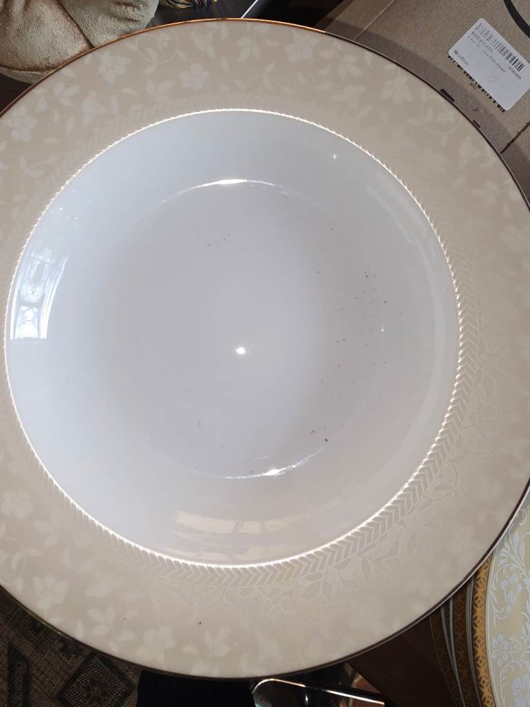 Beige Dinnerware Set - Bowls & Plates