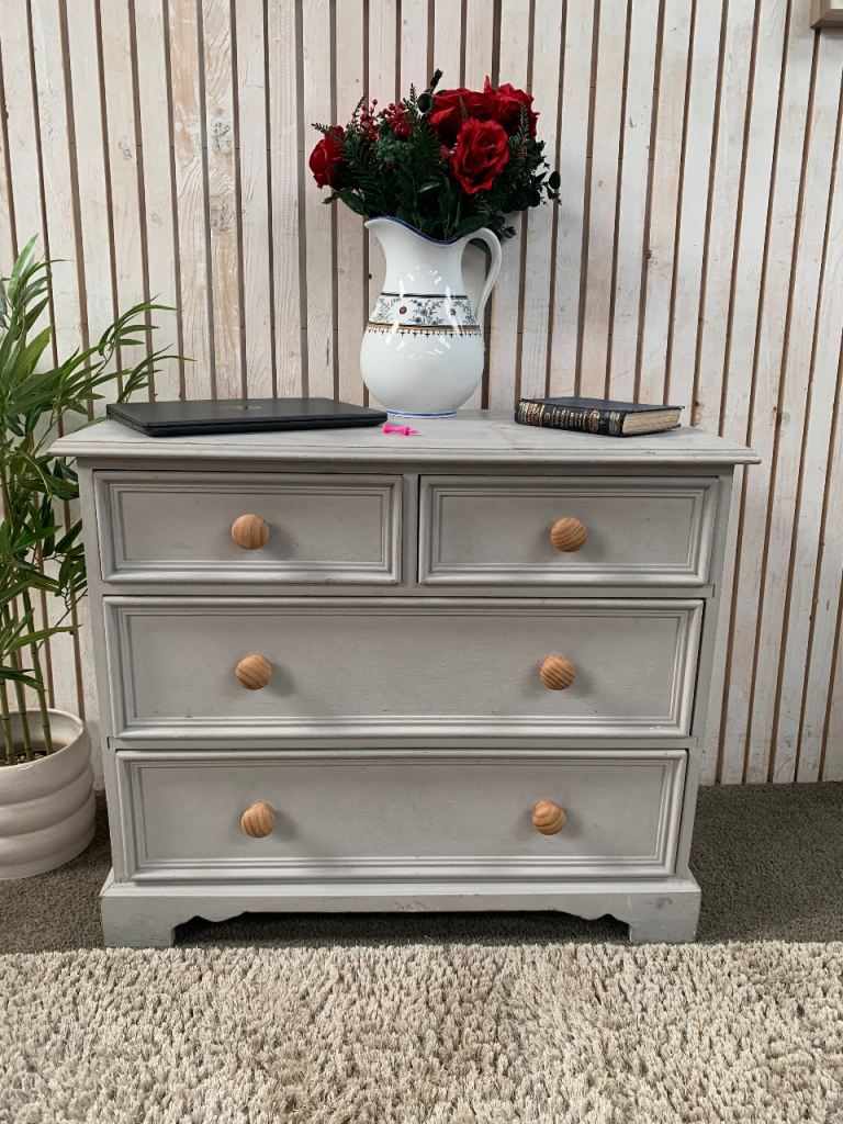 Painted Wooden Chest of Drawers – Grey Shabby Chic Style