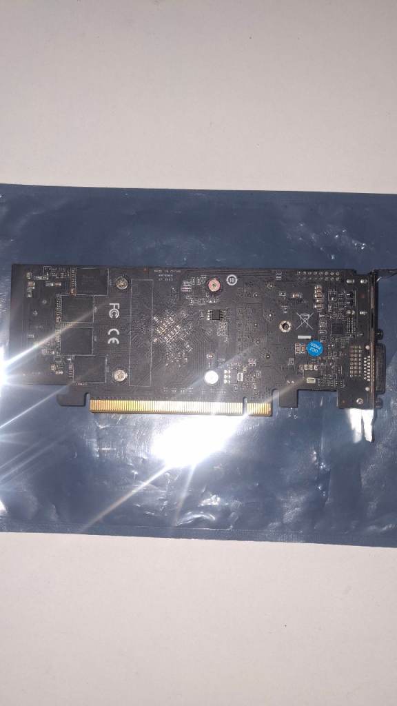Saplos Low Profile 4Gb Graphics Card