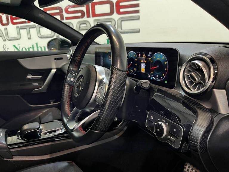 2018 Mercedes-Benz A-Class 1.3 A200 AMG Line (Premium) Hatchback 5dr Petrol 7G-DCT Euro 6 (s/s) (...